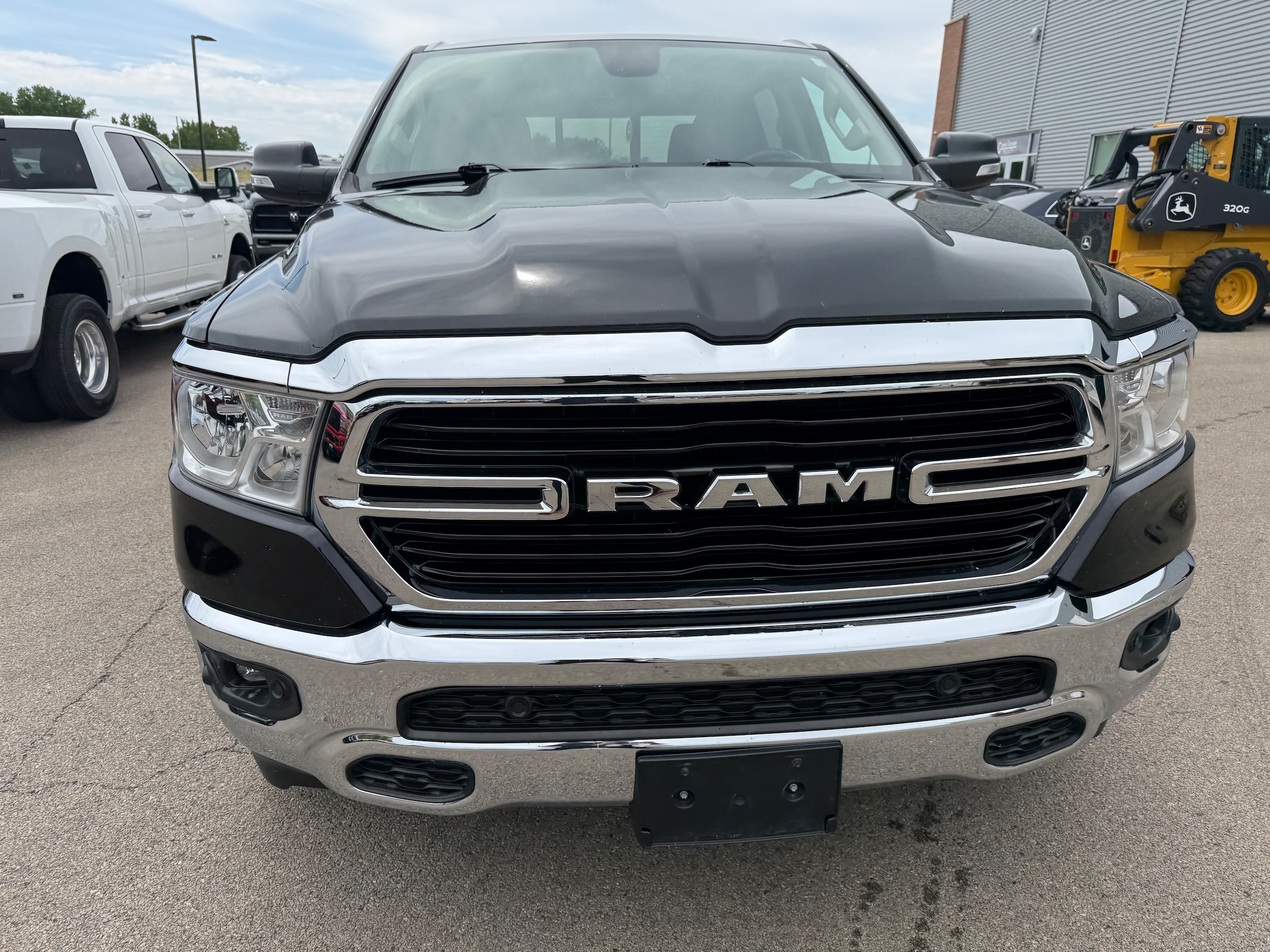 ram ram 1500 pickup 2020 1C6SRFFT1LN416107 image ram ram 1500 pickup 2020 1C6SRFFT1LN416107 image